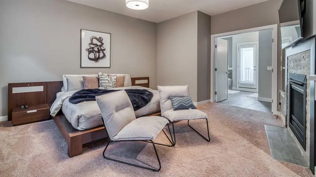 2428 30 Street SW #3