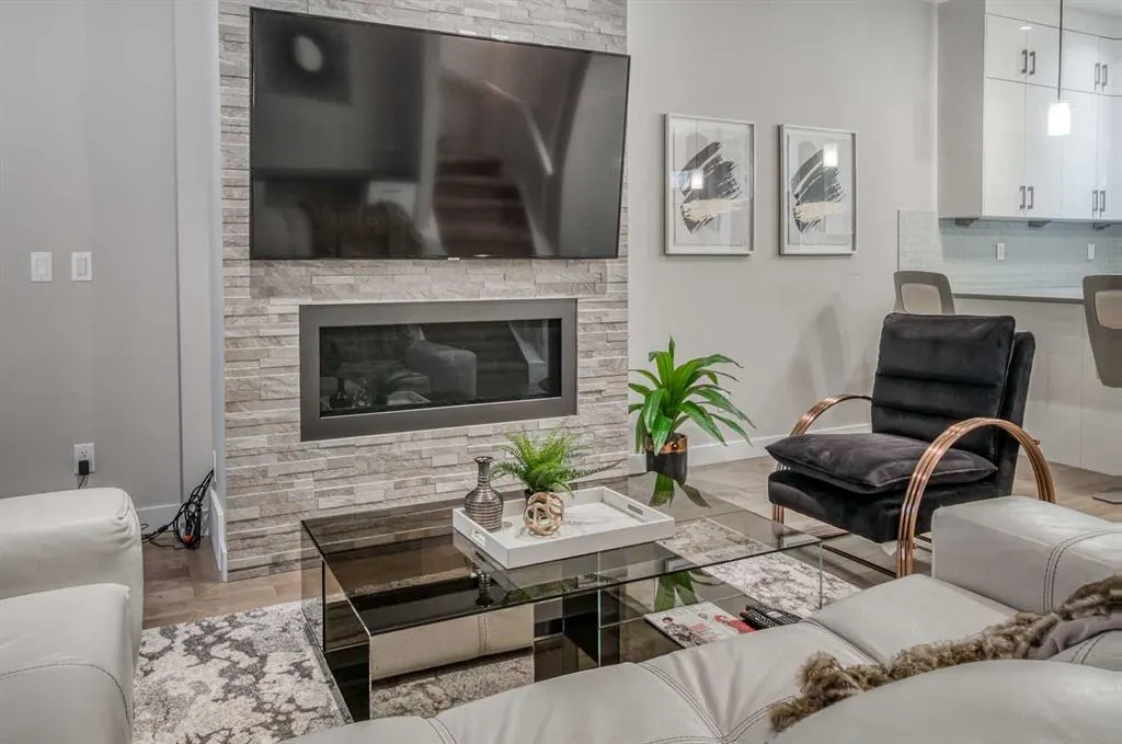 2428 30 Street SW #3