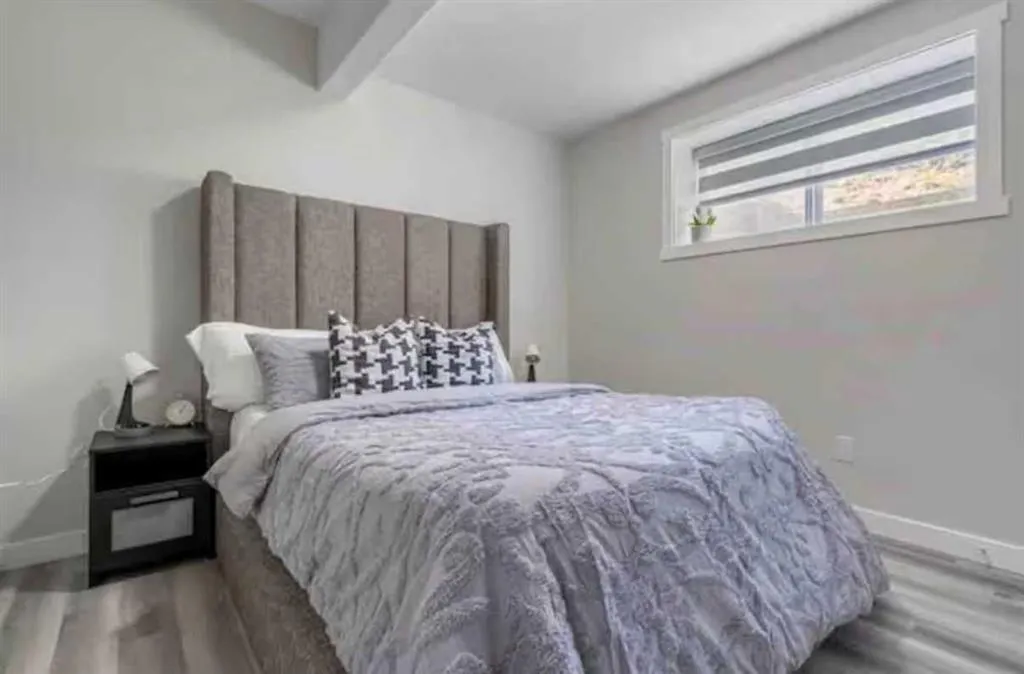 131 Sherview Grove NW