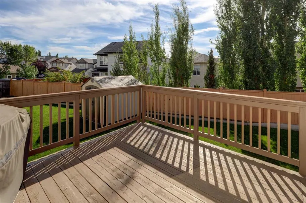27 Rockyspring Gate NW