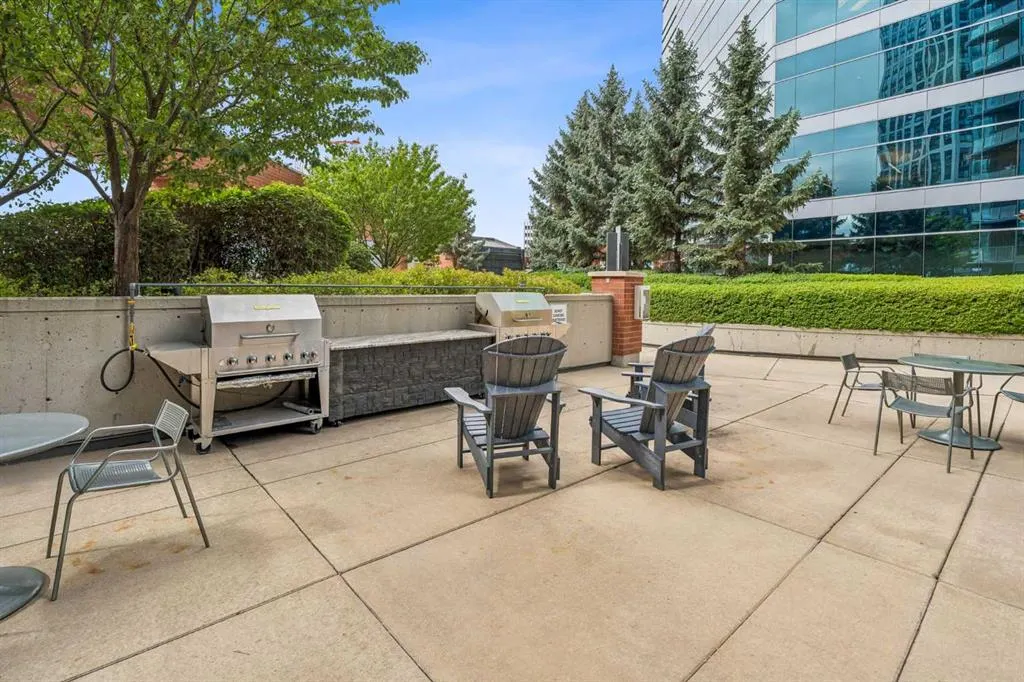 225 11 Avenue SE #707