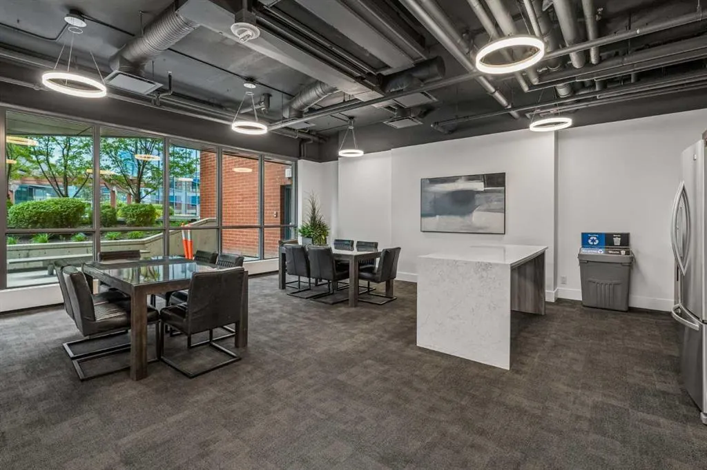 225 11 Avenue SE #707