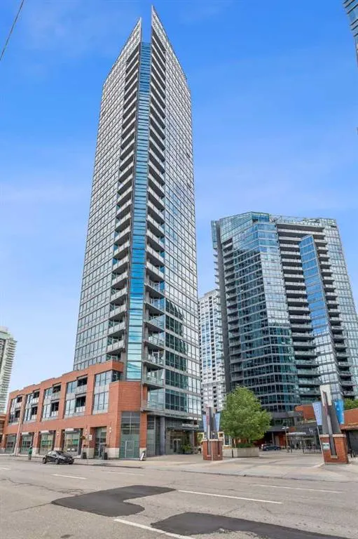 225 11 Avenue SE #707