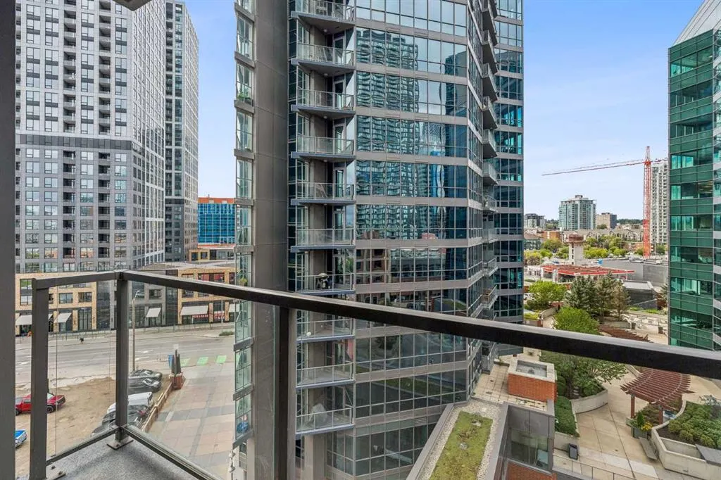 225 11 Avenue SE #707