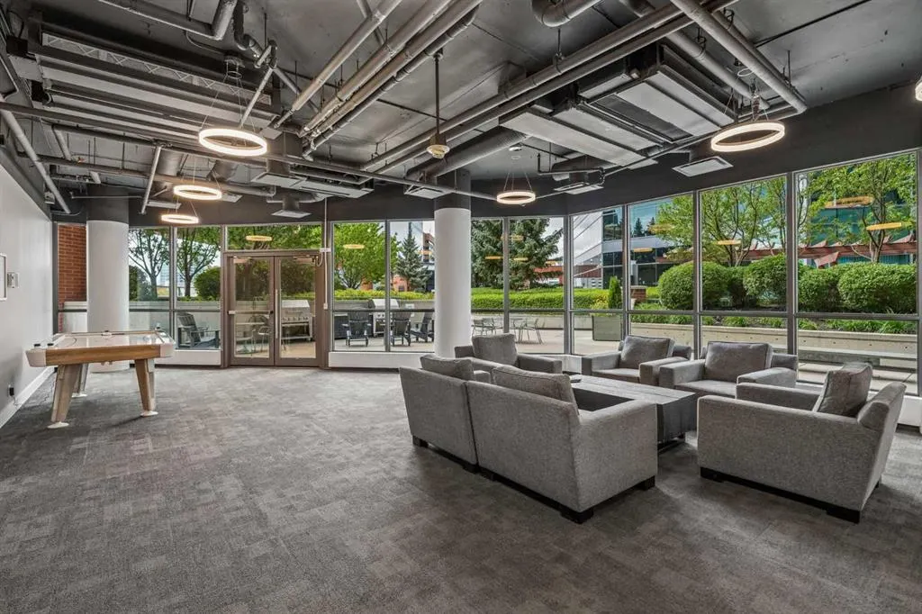 225 11 Avenue SE #707