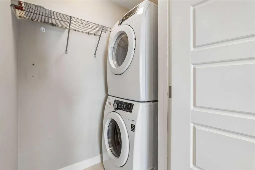 225 11 Avenue SE #707