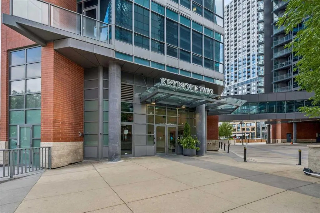 225 11 Avenue SE #707
