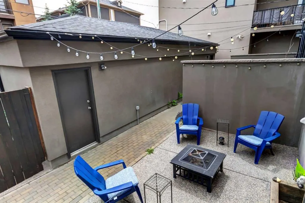 1934 36 Street SW #2