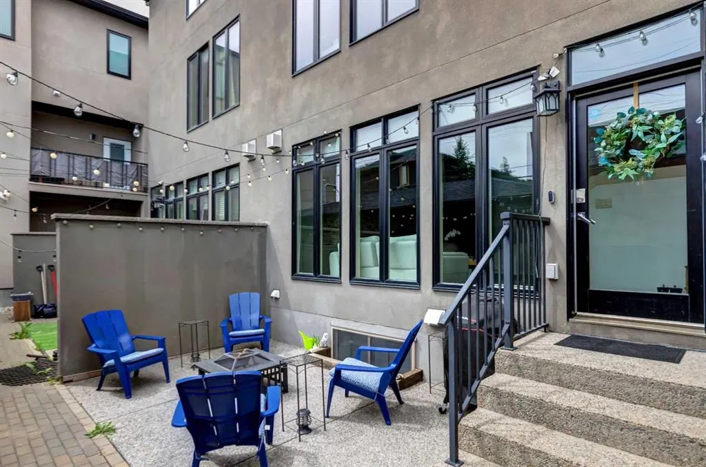 1934 36 Street SW #2