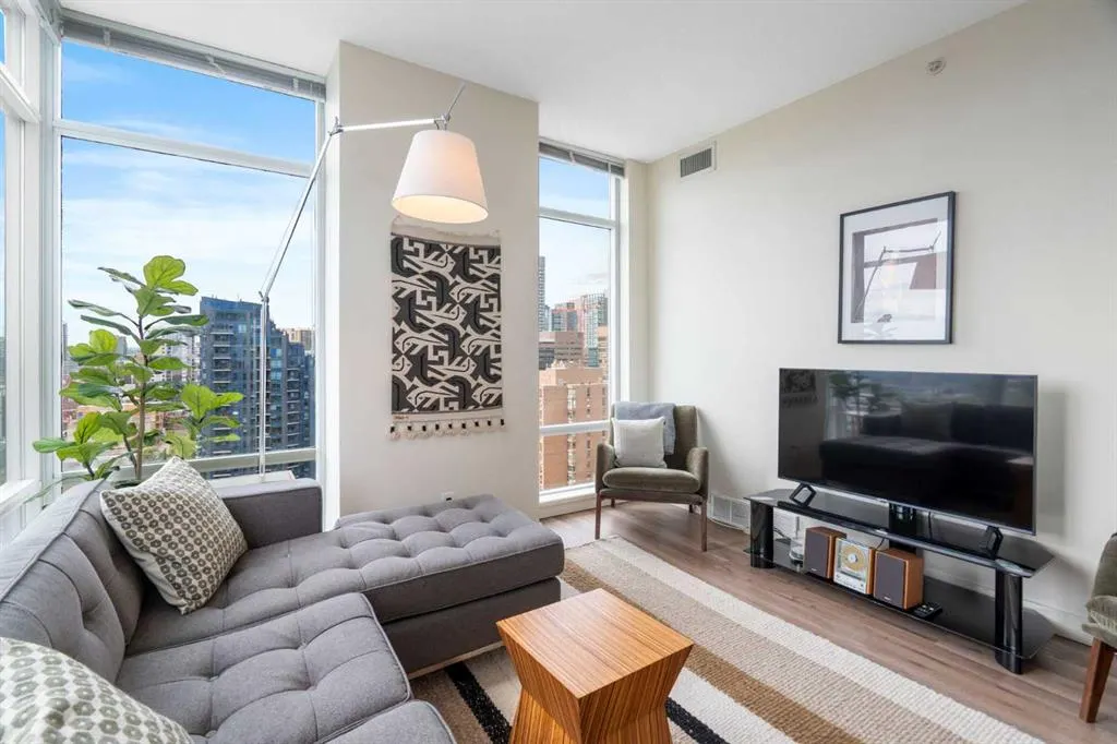 215 13 Avenue SW #1405