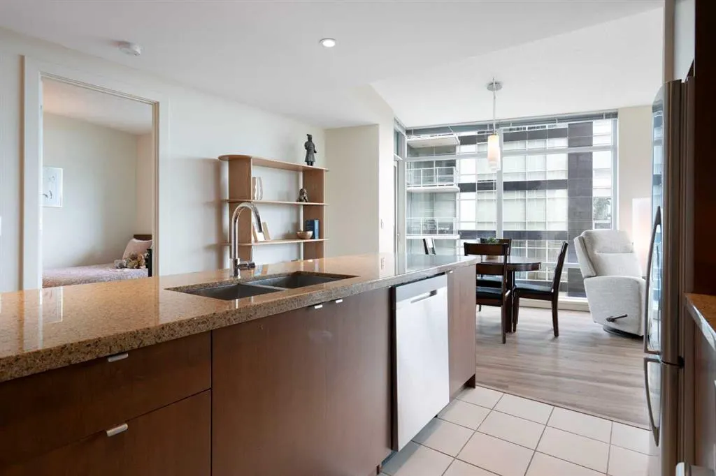 215 13 Avenue SW #1405