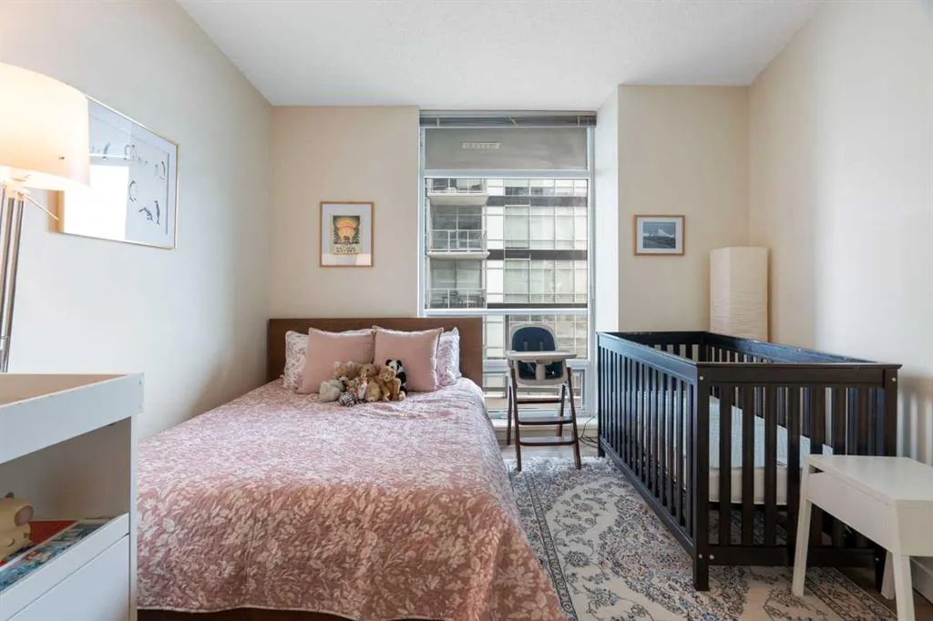 215 13 Avenue SW #1405