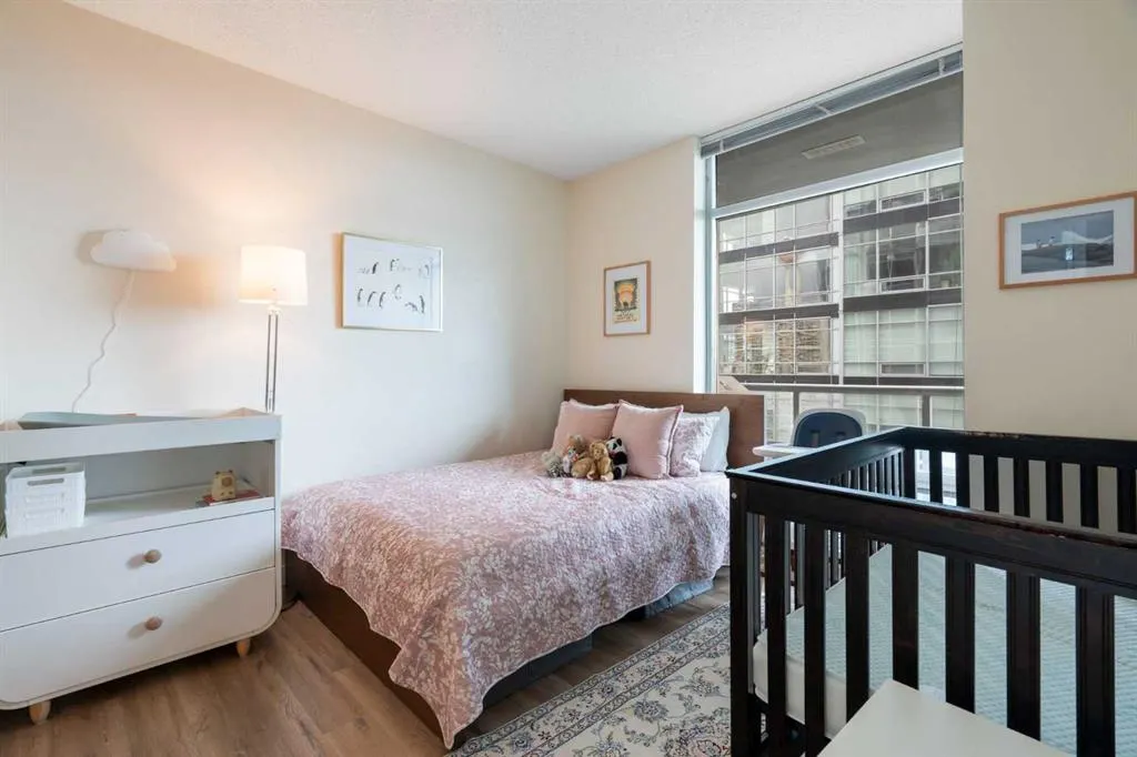 215 13 Avenue SW #1405