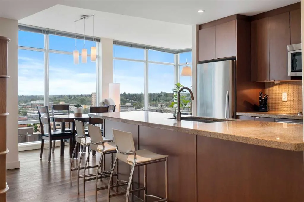 215 13 Avenue SW #1405