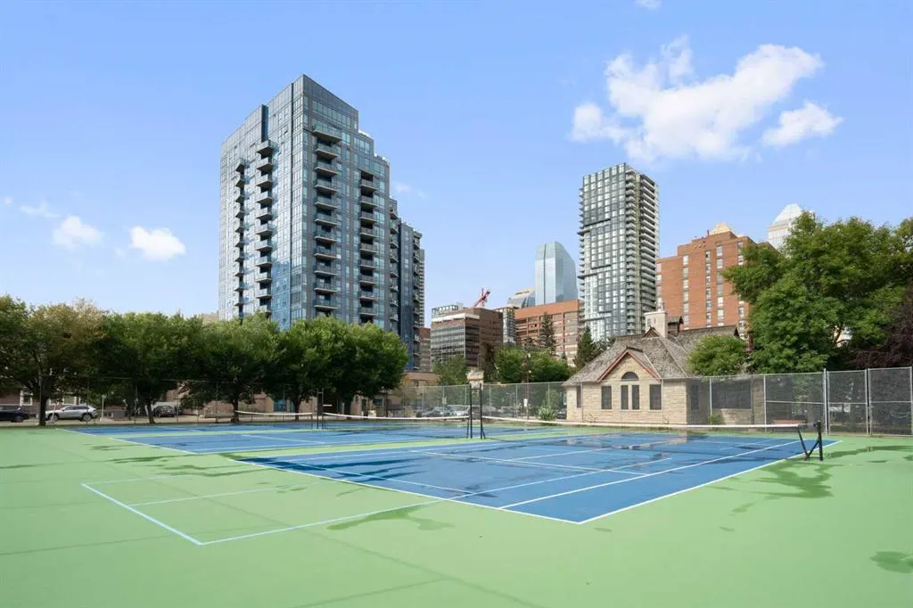 215 13 Avenue SW #1405