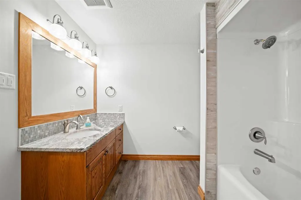 291055 Township Road 290
