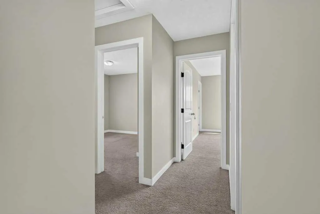 23 Saddlebrook Court NE