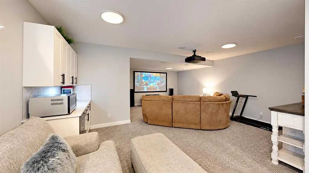 187 Wolf Hollow Manor SE