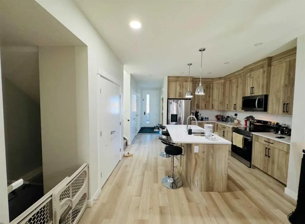 628 Cornerstone Boulevard NE