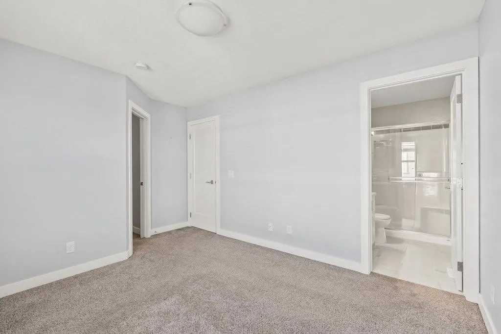 4 Evanscrest Gardens NW