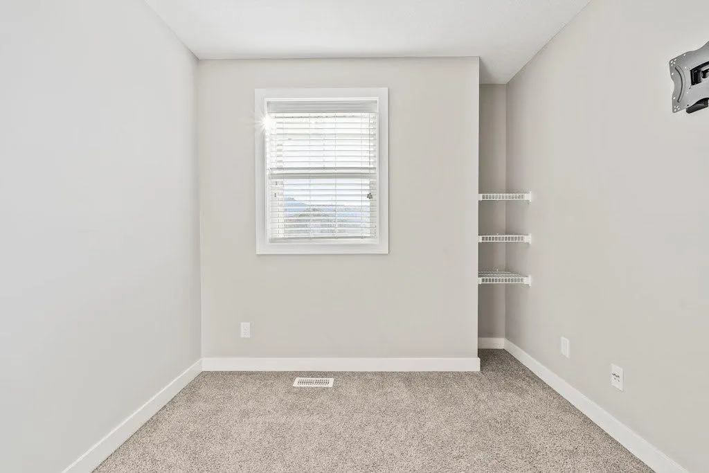 4 Evanscrest Gardens NW