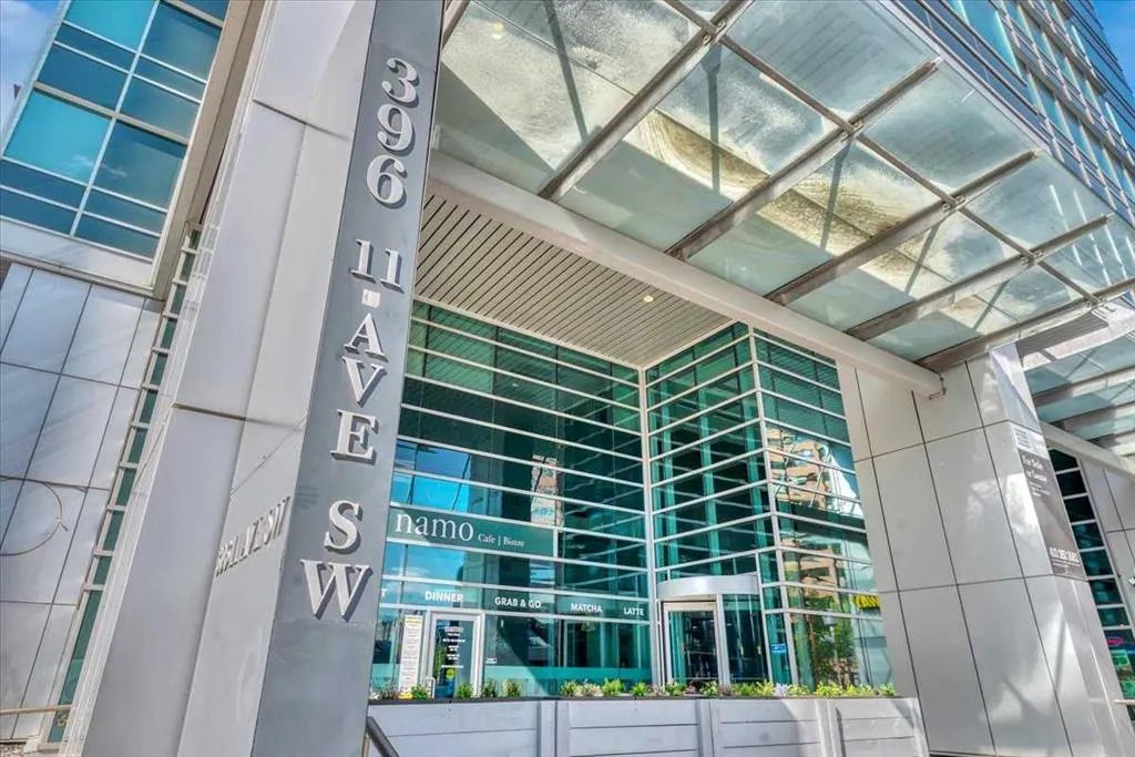 396 11th Avenue SW #830
