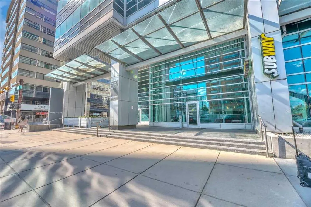 396 11th Avenue SW #830