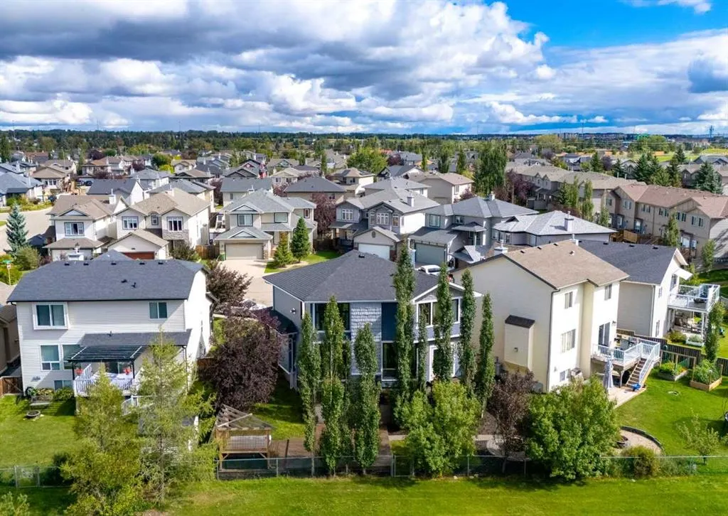 237 Luxstone Green SW