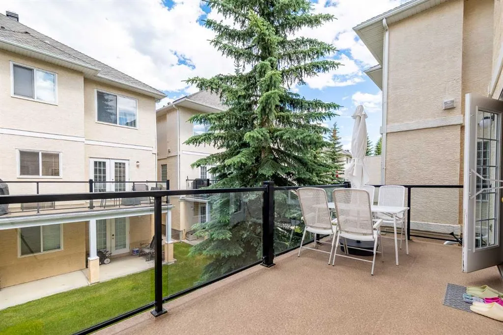 81 Sierra Morena Landing SW