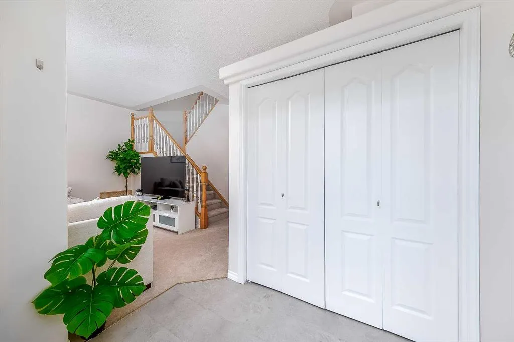 81 Sierra Morena Landing SW