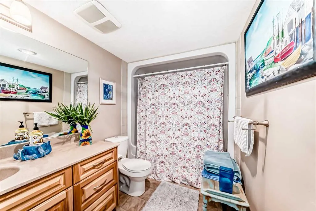 33 Boulder Creek Manor SE