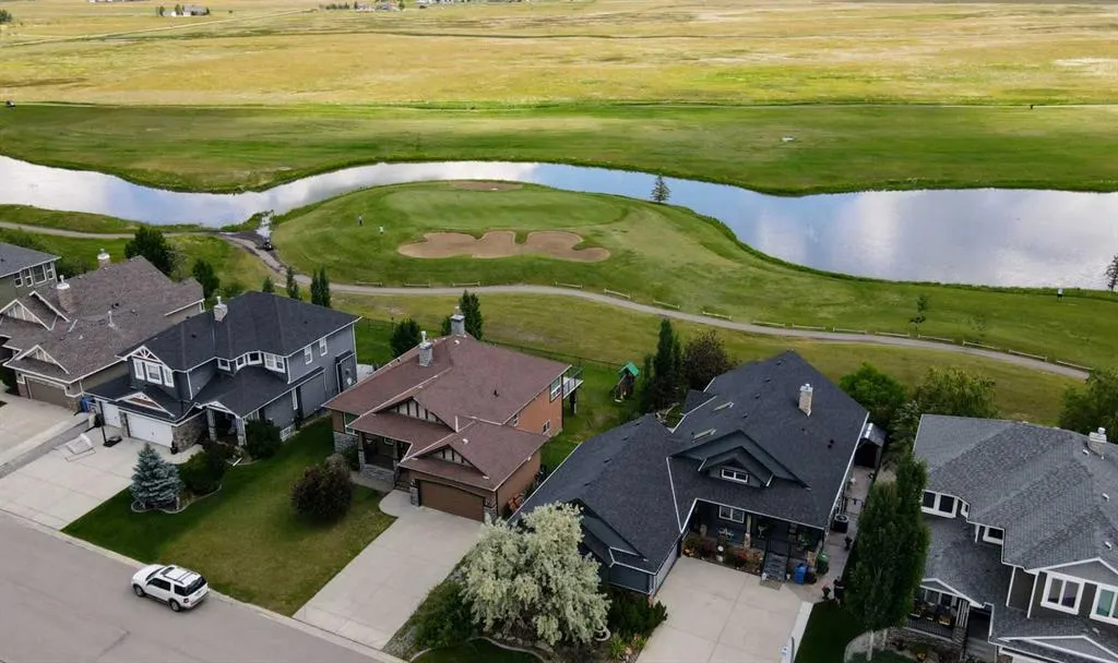 33 Boulder Creek Manor SE