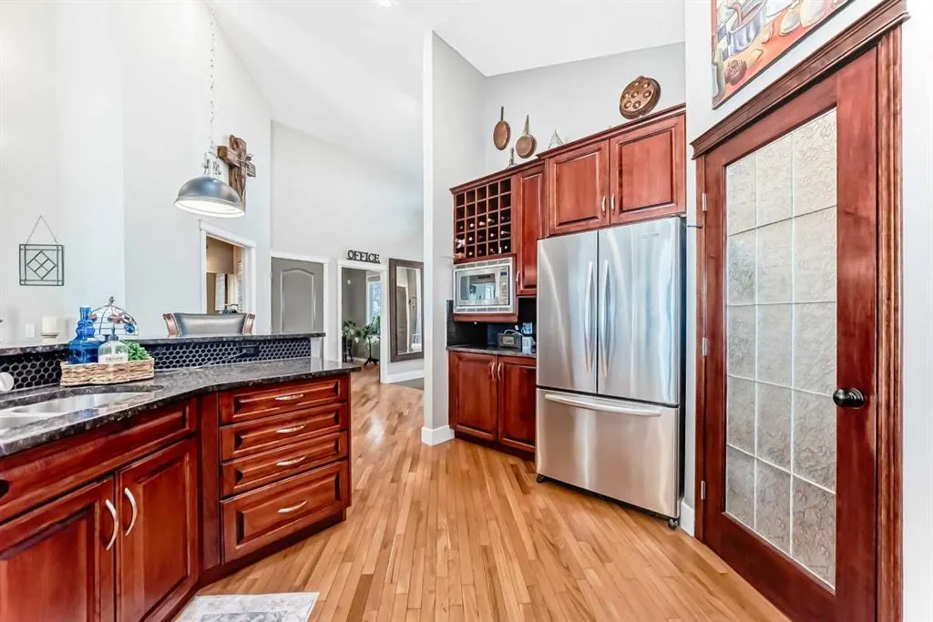 33 Boulder Creek Manor SE