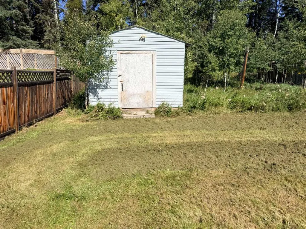8 Pinewood Drive