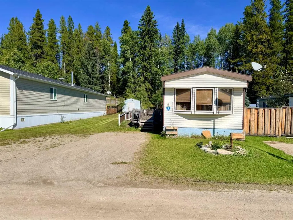 8 Pinewood Drive