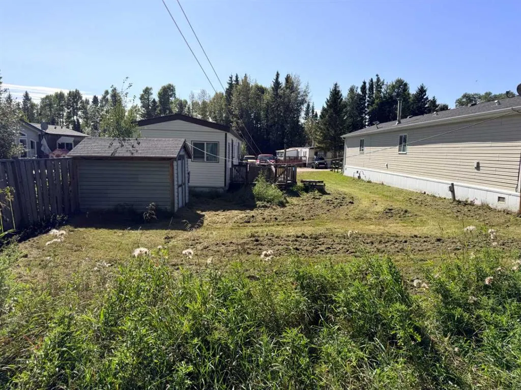 8 Pinewood Drive
