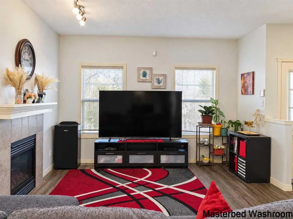 71 Evansford Circle NW