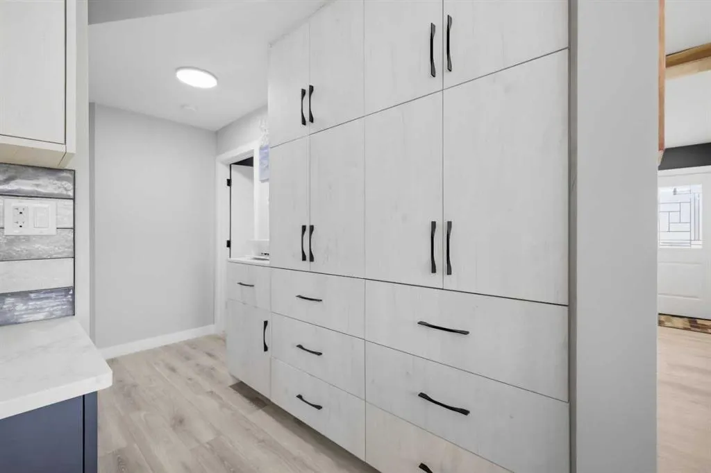 2 Densmore Crescent