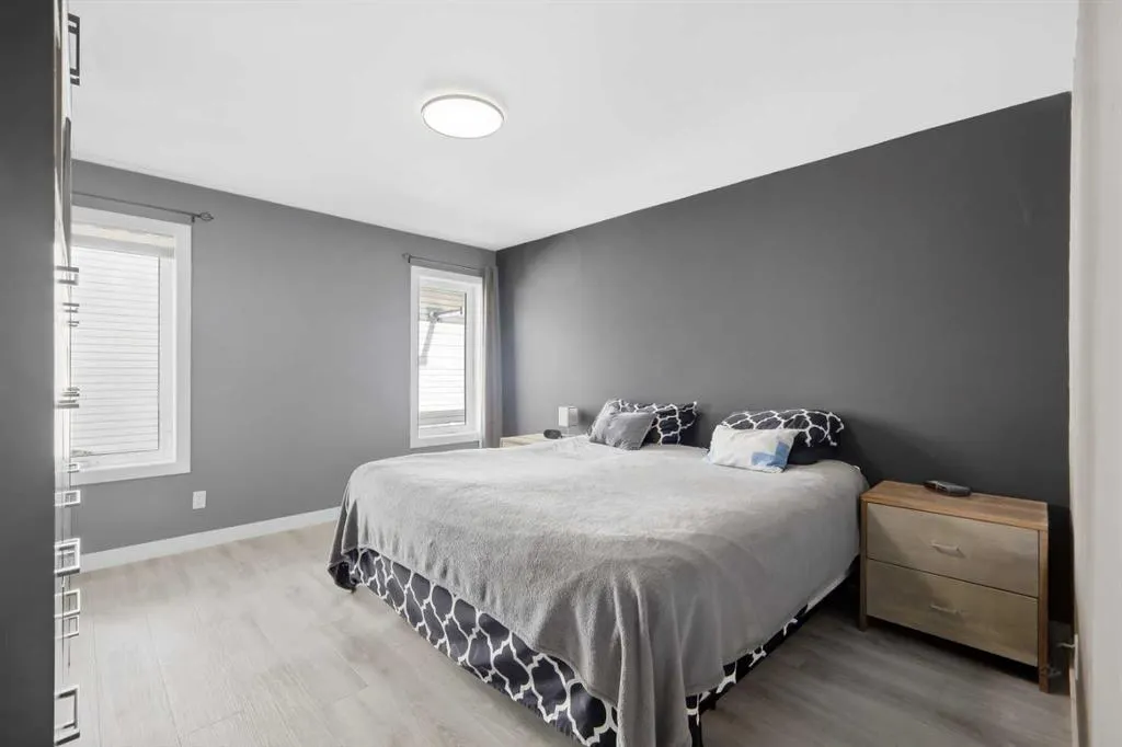 2 Densmore Crescent