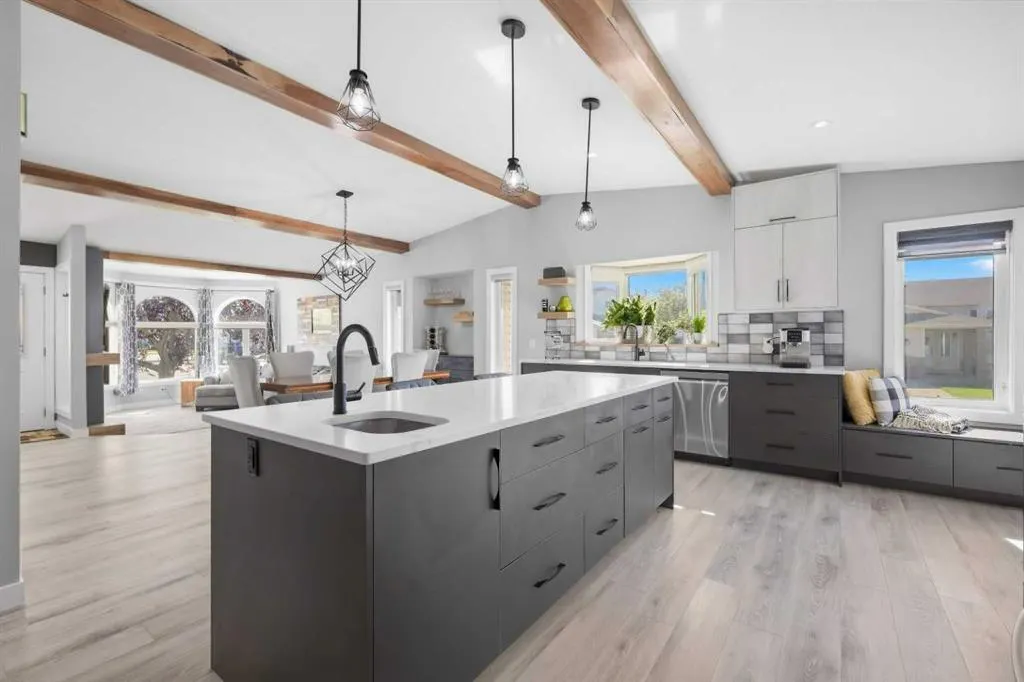 2 Densmore Crescent