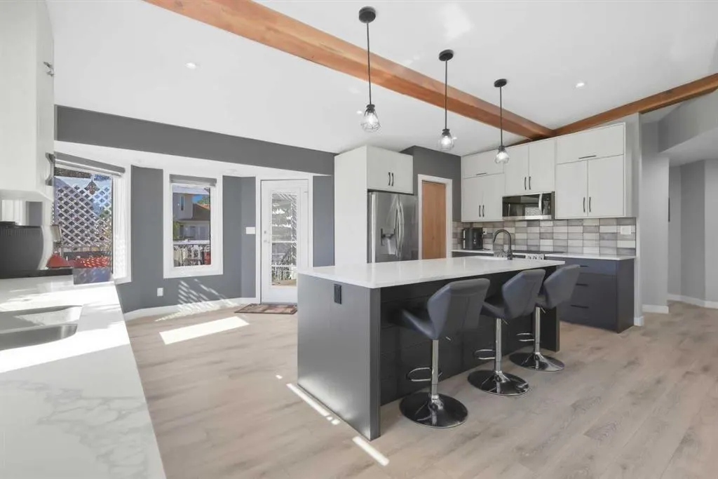 2 Densmore Crescent