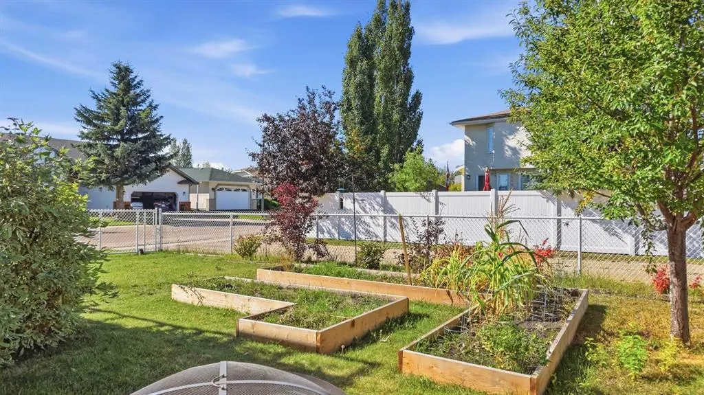 2 Densmore Crescent