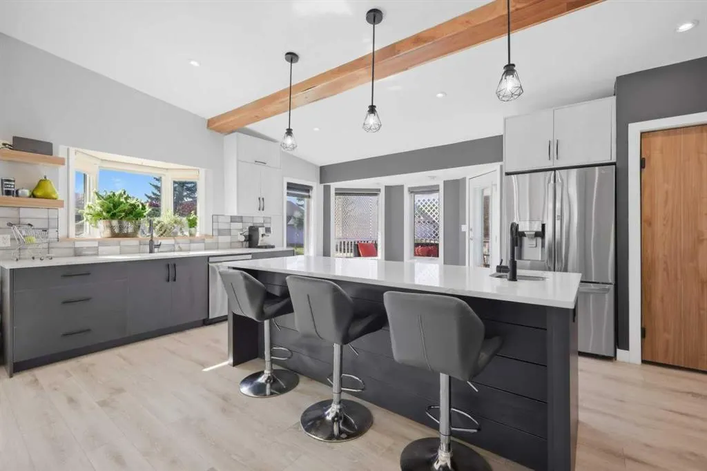 2 Densmore Crescent