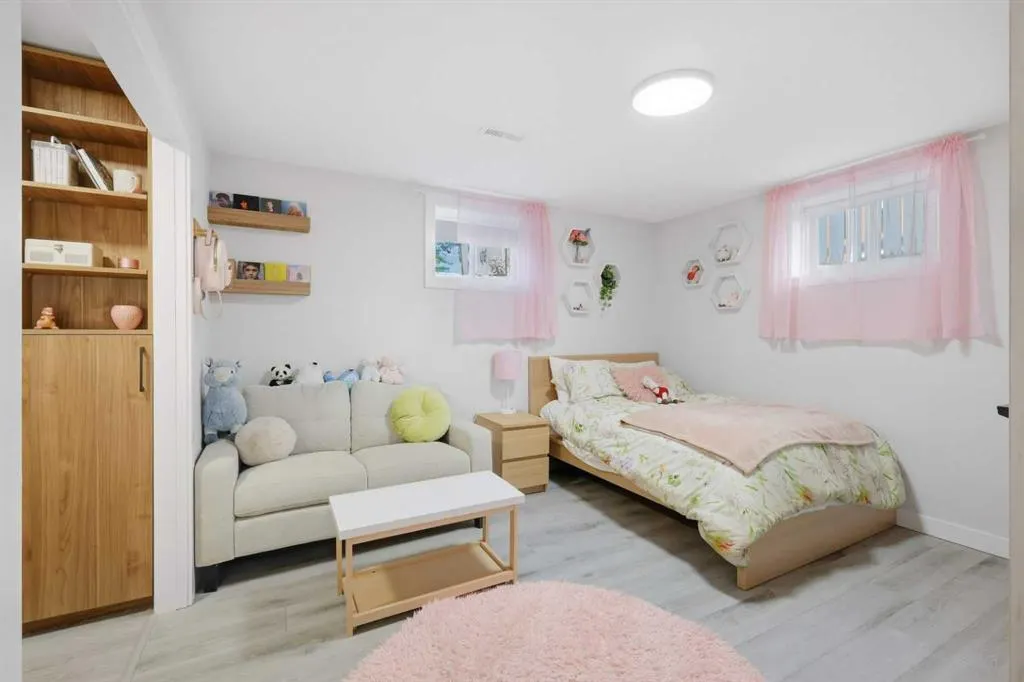 2 Densmore Crescent