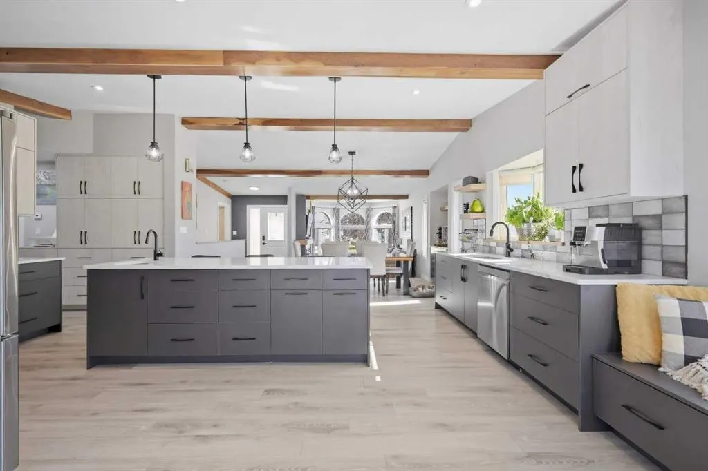 2 Densmore Crescent