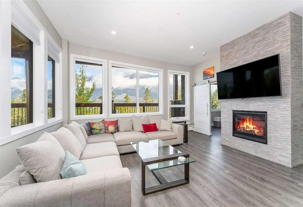 106 Stewart Creek Rise #114