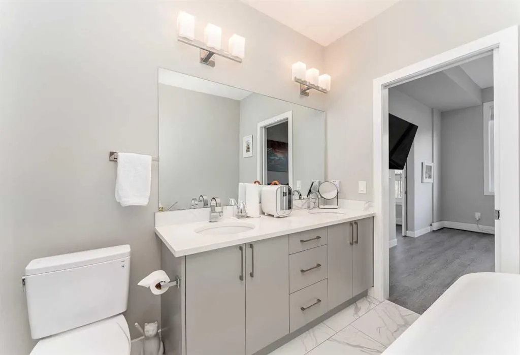 106 Stewart Creek Rise #114