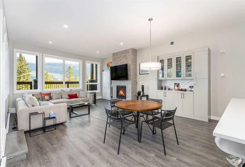 106 Stewart Creek Rise #114