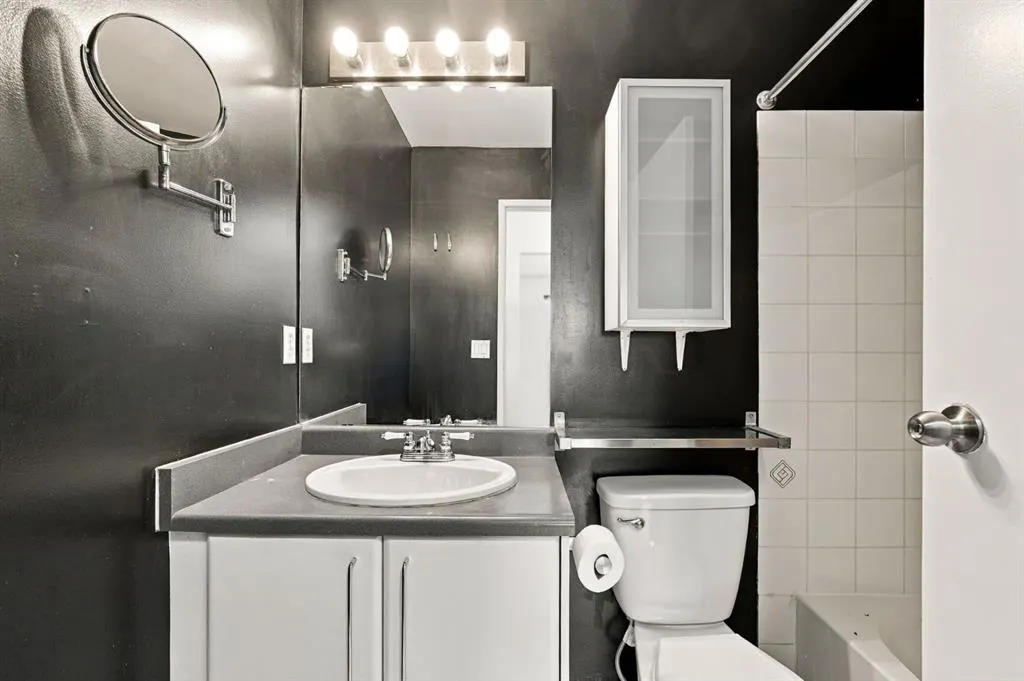 21 Dover Point SE #417