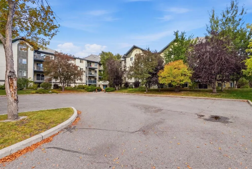 21 Dover Point SE #417